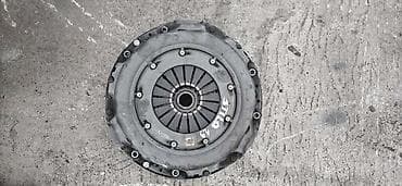 fiat delovi smederevo: SET KVACILA ZAMAJAC 1.9JTD ZA FIAT STILO ZA 2004. GOD — 1