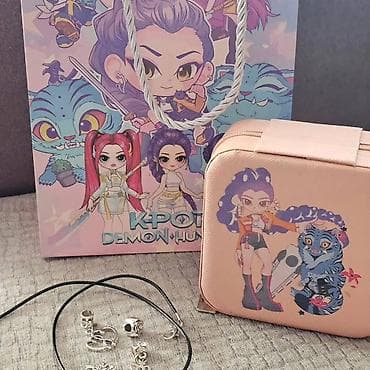 deda mraz na duvanje: Tvoja devojčica zaslužuje nakit koji priča priču. Upoznaj Miru, Zoe i — 3