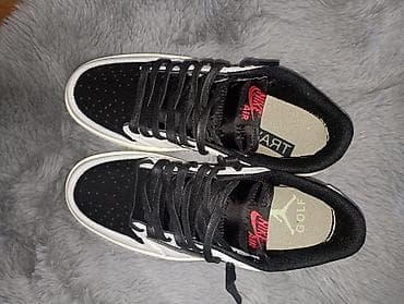 crne lakovane sandale: Patike Nike Air Jordan 1 – Travis Scott inspiracija - Model: AJ1 — 3