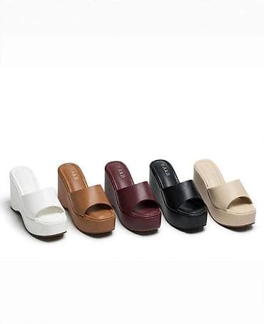 sandale niska stikla: Ženske platforme klompe/sandale sa širokim kaišem - Model: slip-on — 1