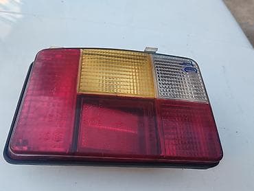 katadiopteri na autu: Stop lampa desna Lada 2104 Karavan br.2. Polovna, ocuvana. Skinuta sa — 3