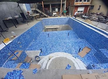 Auto services: Izrada BAZENA: – Široki mašinski iskop – Ravnanje poda i stranica – — 8