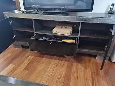 nogice za tabure: Prodajem polovnu komodu za TV i klub sto. Dimenzije komode u cm — 6