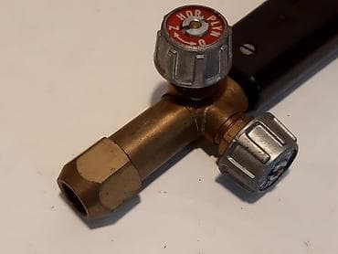 lidl kutija za alat: Rucka, Rukohvat za autogeno varenje

Novo nije koristeno — 3