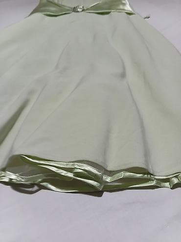 Haljine: Elegantne haljine – 2 kom 1) Svetlozelena koktel/večernja haljina - — 6