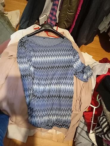 duks s: Akcija dukseva i bluza sve po 200d — 8