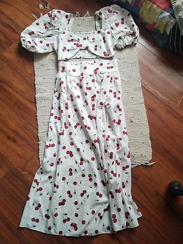 Ženska odeća: Kompletić jećdnomobučen — 1