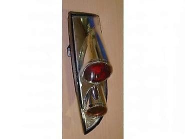 rezervne sijalice za auto: NOSAC SIJALICA U STOP LAMPI ZA FORD FIESTA, FOCUS, FUSION OD 2002. DO — 8
