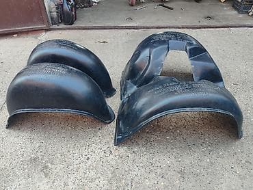 Korube, plasticne obloge Lada 7 Riva. Polovno, ocuvano. Originalno na lalafo.rs Korube, plasticne obloge Lada 7 Riva. Polovno, ocuvano. Originalno