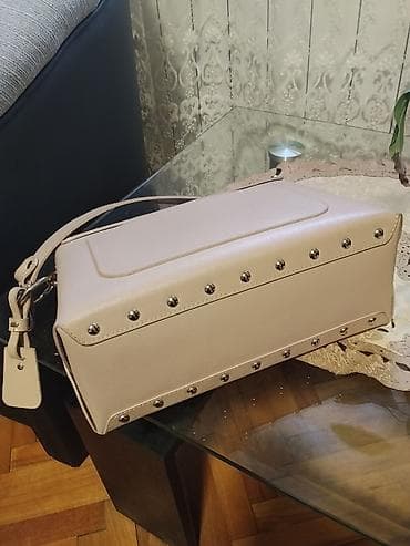 maskirna boja: Elegantna ženska torba u bež/ puder nijansi. - Materijal: glatka — 3