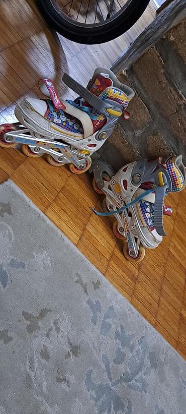 Prodajem dečije rolere u dobrom stanju. Roleri su podesive veličine — 9