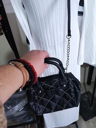 shooter torba: Ženske torbe – više modela - Elegantna crna torba za svaki dan — 6