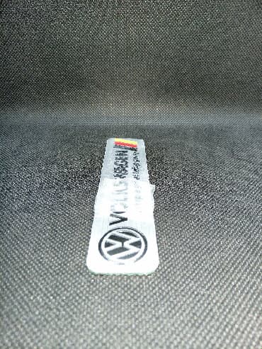 samolepljive lajsne za auto na metar: Samolepljiva metalna pločica - VOLKSWAGEN Samolepljiva metalna — 4