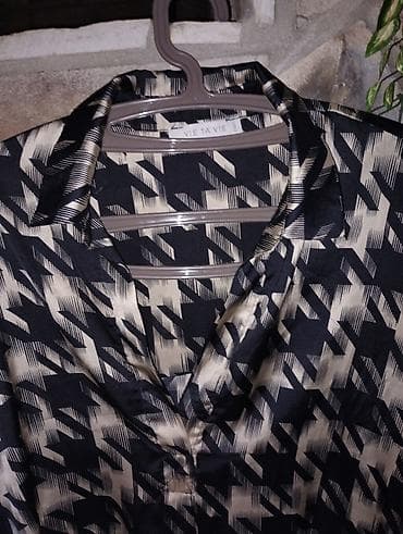 Women's Footwear: TunikaL/XL saten Nova nošena jednom — 1