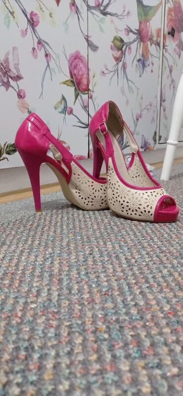 sandale platforma ccc: Sandals, 37 — 1