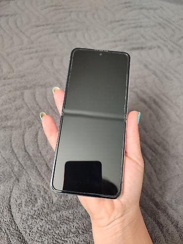kupujem samsung: Samsun Z Flip 4 8/256 TOP STANJE Telefon je u perfektnom stanju, bez — 6