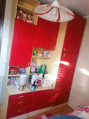 metalne komode ikea: Ormarić sa policama — 1