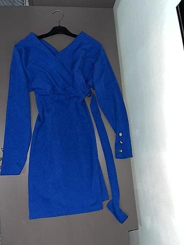 Elegantna ženska haljina u kobalt plavoj boji. - Kroj: preklopni