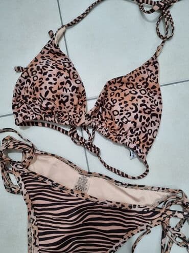 jednodelni push up kupaci: M (EU 38) — 1