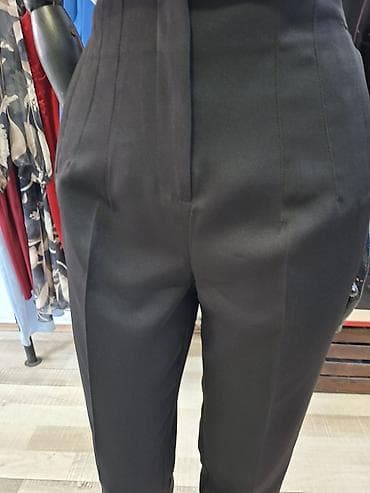 Crne ženske elegantne pantalone sa visokim strukom - Kroj: visok