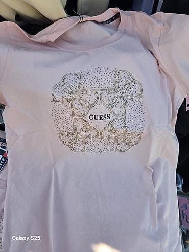 obuca sa platformom: GUESS majica sa kratkim rukavima i okruglim izrezom. A klasa iz — 3