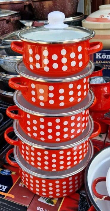 komplet serpe metalac cena: NOVOO

KONING set serpi
4,5l
 3l
 2l
1,5l
 1l
Cena 5000 — 1