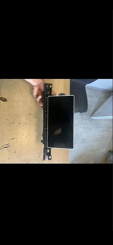 a1 tablete: AUDIBA4 B9 2 DELOVI EKRAN MULTIMEDIJE 8W0919605 | Audi delovi ALTINA — 4