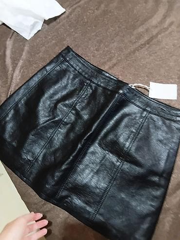 philipp plein majice cena: H&M crna mini suknja od eko kože - Brend: H&M (etiketa i — 3
