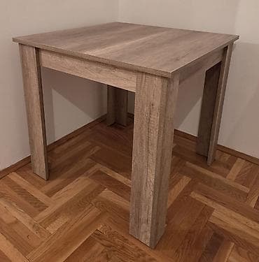 stolica u obliku stikle: Trpezarijski sto od univera 18mm u dezenu Kenion oak Dimenzije 80x80 — 1