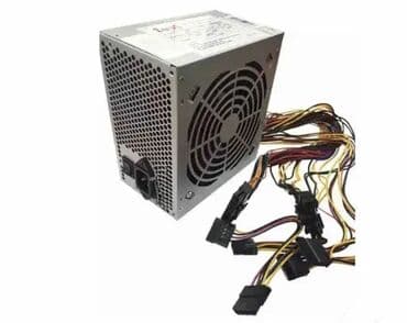 stalci za zvučnike: Tip Standardno Oblik (Form factor) ATX (PS2) Izlazna snaga 700 W PFC — 4