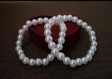 narukvica od perlica: Dve biserne narukvice. Prilagodljive svakoj ruci. Nenošene. Obe za — 1