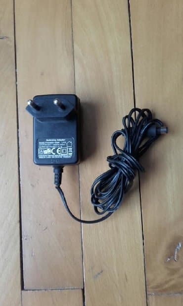 Kompjuterski delovi za PC: Adapter za adsl,12v - 5A — 1