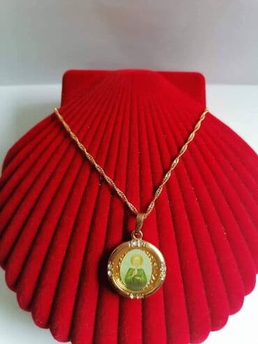 kutija za nakit za devojcice: Pendant necklace — 26