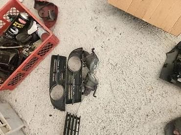 Car Body Parts: RESETKE MAGLENKI VW TOURAN 02-06 | Cena je po kom — 1