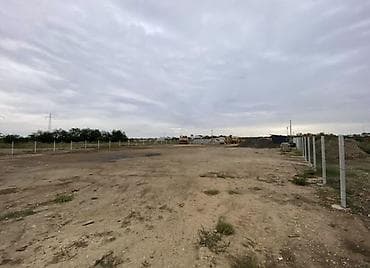 Donji delovi trenerke: Izdaje se ograđen industrijski plac sa magacinskim/servisnim objektom — 3