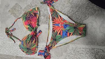 Muška odeća: Ženski dvodelni kupaći kostim – tropski print - Model: bikini sa — 1