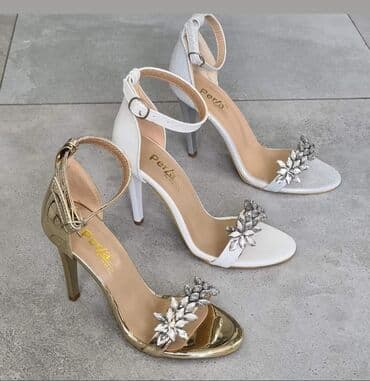 leon drvene klompe cena: Br :36-40
Visina pete:10cm
Cena:3900din — 1