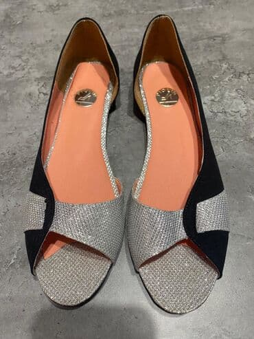 zenske mokasine broj 42: Sandals, 38 — 1