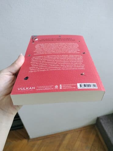 Lov i ribolov: Naslov: Deveta kuća Autor: Li Bardugo Galaksija Aleks Stern je — 4