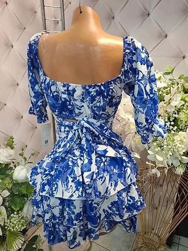 bata ženske sandale: Dvodijelni ženski komplet – bluza i suknja, plavo‑beli floralni print — 2