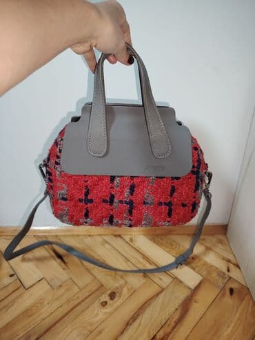 Materijal: Veštačka koža na lalafo.rs Materijal: Veštačka koža