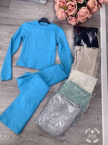 rebrasti komplet: Novooo
Komplet
Rebrasti pamuk
2200 din — 5