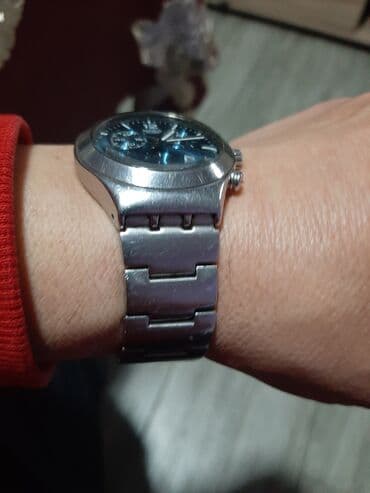 Jewellery: Swotch ispravan sat sat je original sviss made ima jednu linijicu sa — 2