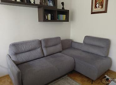 moderne ugaone garniture: Hitno prodajem! Ugaona 220x133, sive boje, zicano jezgro, naslon se — 1
