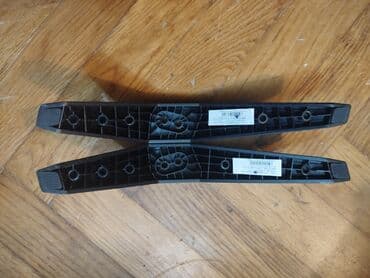 philips 40pfl7605h: Postolje stopice stakak za Philips televizor.
Samo stopice — 7