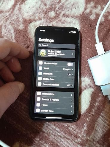 usb 2tb cena: Apple iPhone X (srebrni) + punjač - Ekran 5.8" Super Retina OLED — 4