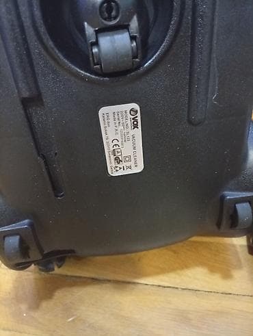 samsung do 250 evra: Vox usisivač sa kesom – klasični „canister“ model. platnena vreća — 6