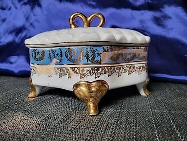 Knjige, audio i video formati: Satula Titov Veles Jugoporcelan iz 70ih. Satula — 2