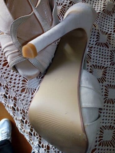 proljetne jakne c a: Sandals, 38 — 6