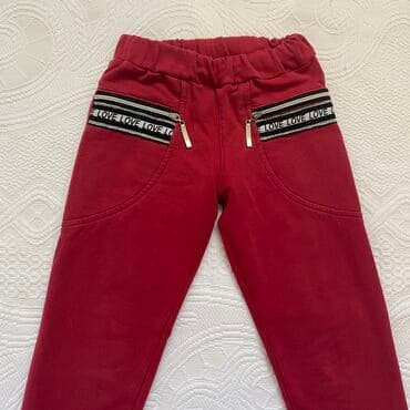 Bodiji i zeke za bebe: Crvene helanke za devojcice Nisu puno nosene,u ok stanju.Imaju samo — 3